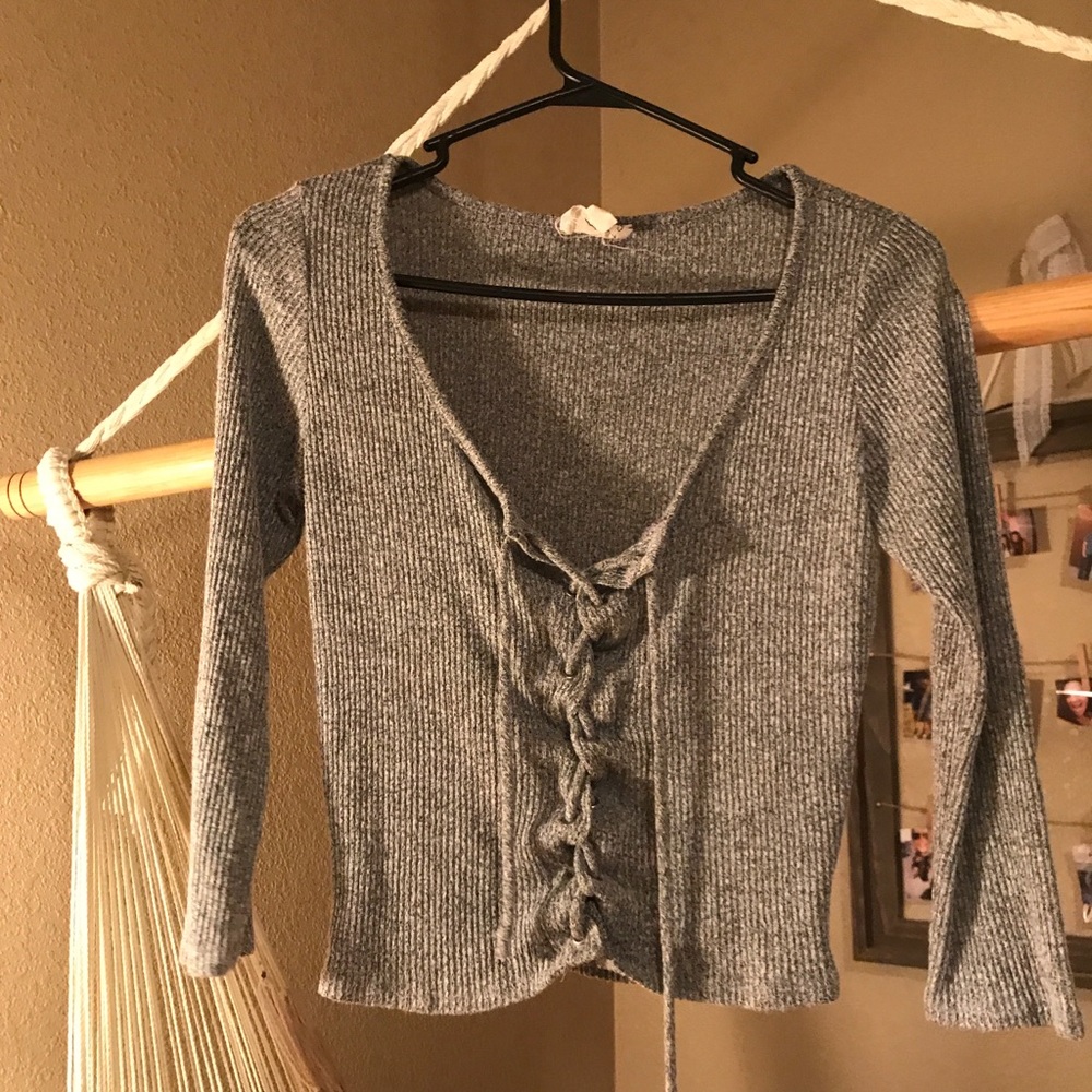 Knit grey long sleeve